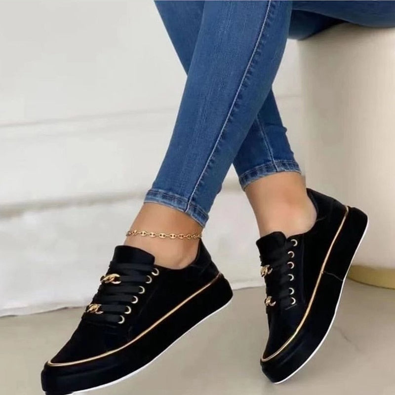 Moderne Plateau Schnür Sneakers Mit Goldkette Style für Damen | Ideal für alle Jahreszeiten