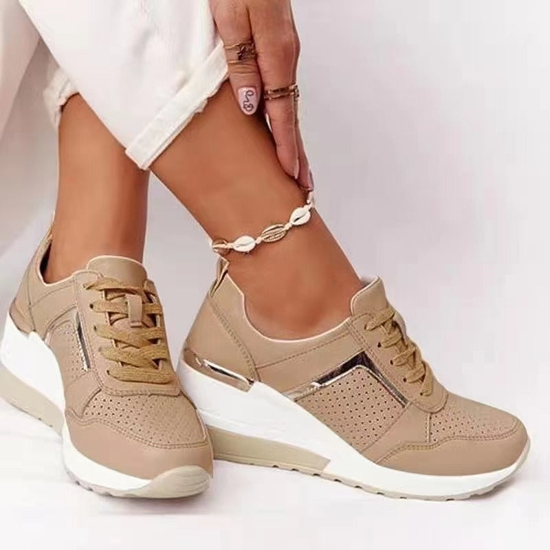 Atmungsaktive Schnür Wedge Sneakers Mit Silber Akzent Für Damen | Ideal für Outdoor-Aktivitäten