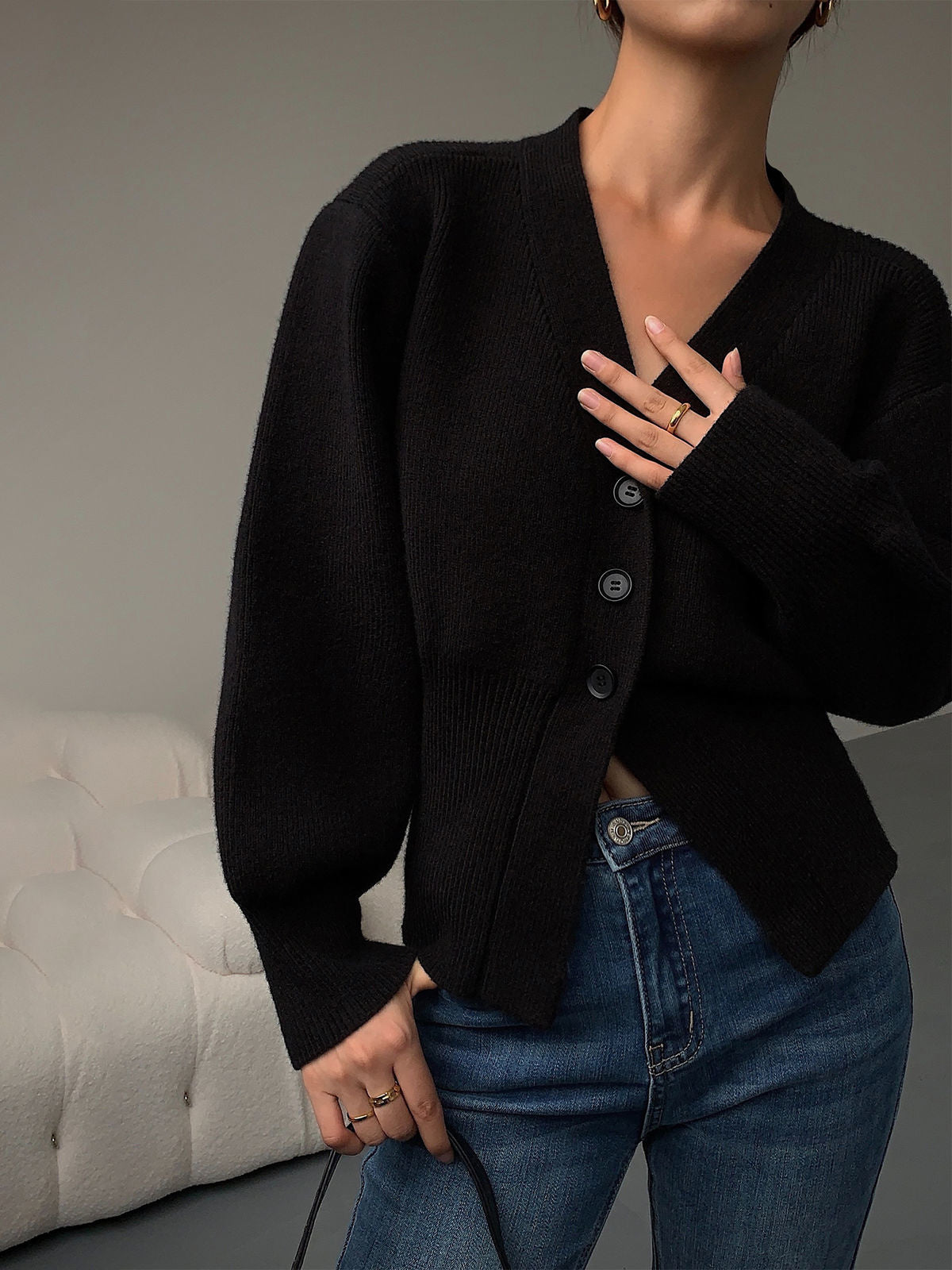 Schlanke Passform Knopfi Strick-Cardigan Mit Puffärmel-Stil Für Damen | Ideal für den Winter